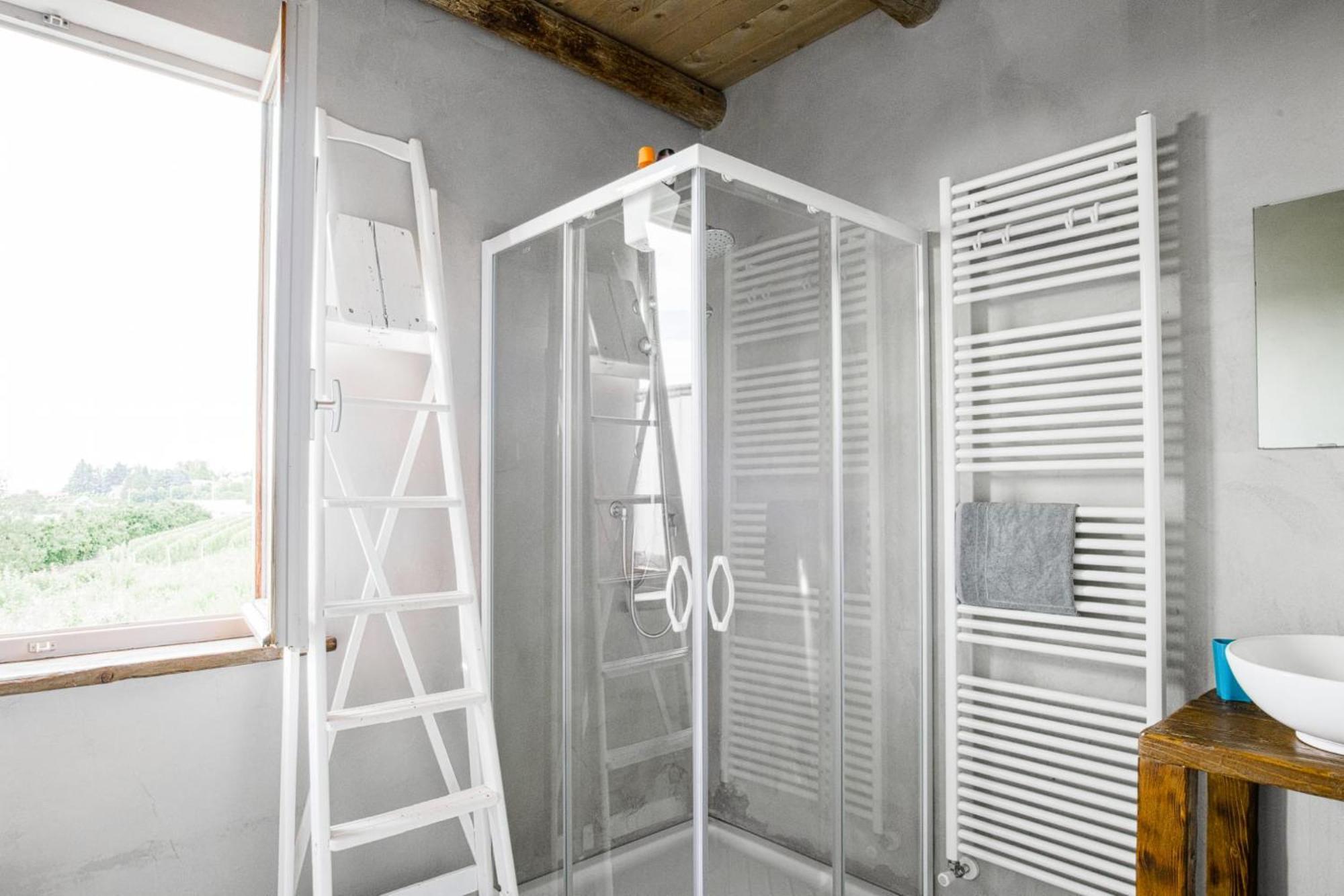 La Casa Di Roby-1 Appartamento La Morra Con Piscina Dış mekan fotoğraf