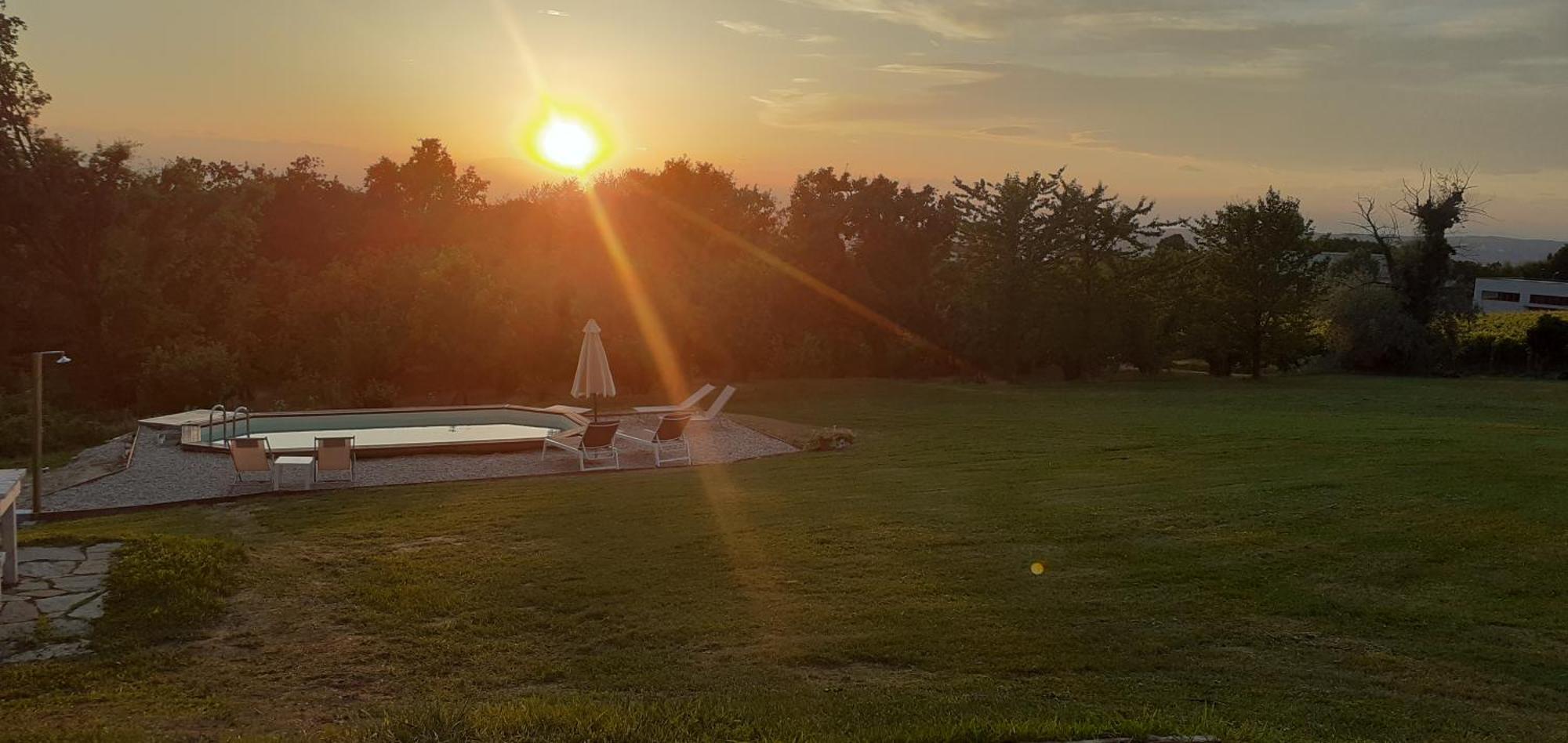 La Casa Di Roby-1 Appartamento La Morra Con Piscina Dış mekan fotoğraf