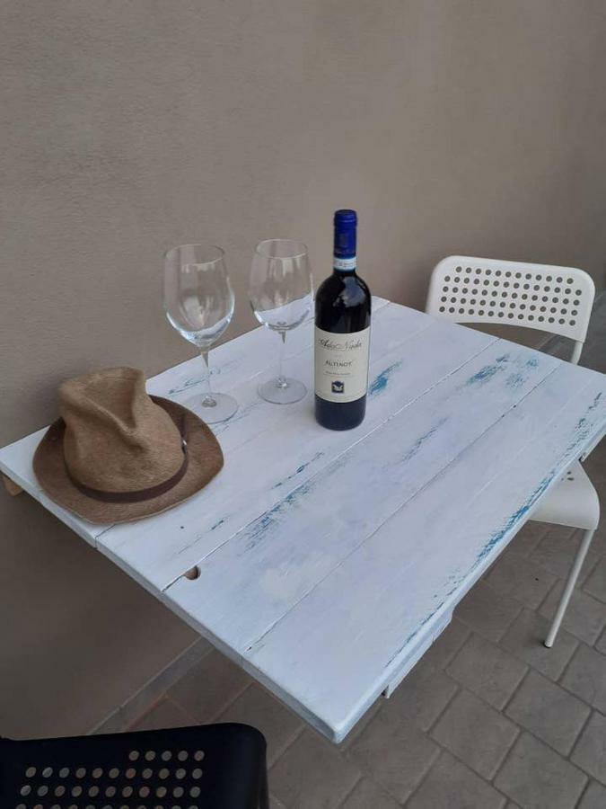 La Casa Di Roby-1 Appartamento La Morra Con Piscina Dış mekan fotoğraf